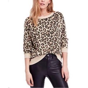FREE PEOPLE Leopard print sweatshirt sweater -relaxed fit -small